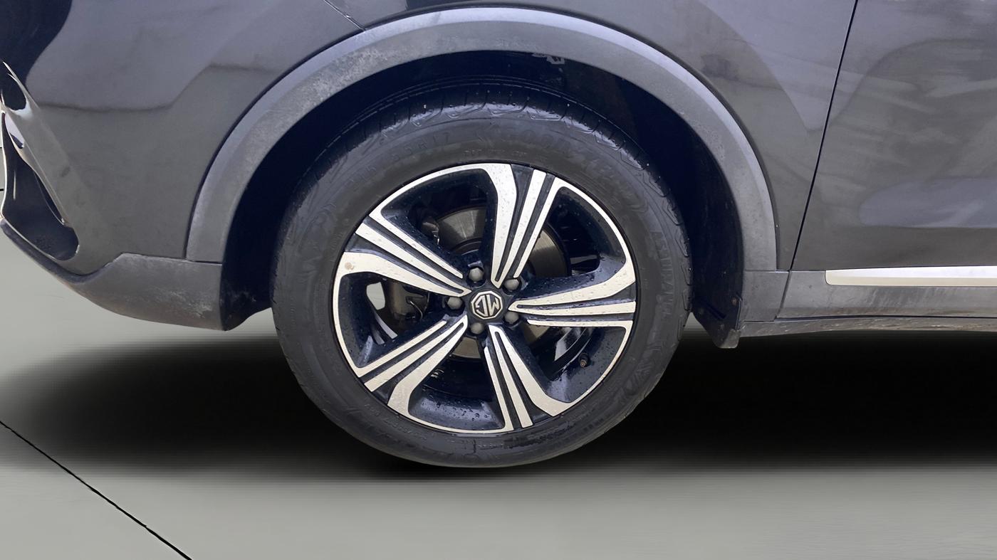 2022 MG ASTOR SHARP 1.5 CVT, Petrol, Automatic, 39,753 km, Left Front Wheel