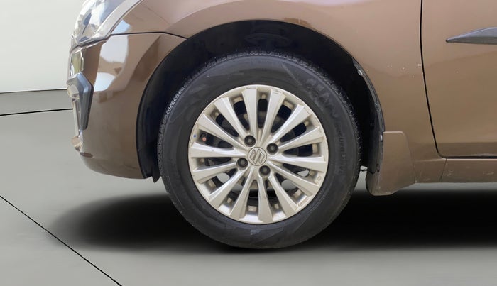 2015 Maruti Ciaz ZDI SHVS, Diesel, Manual, 80,109 km, Left Front Wheel