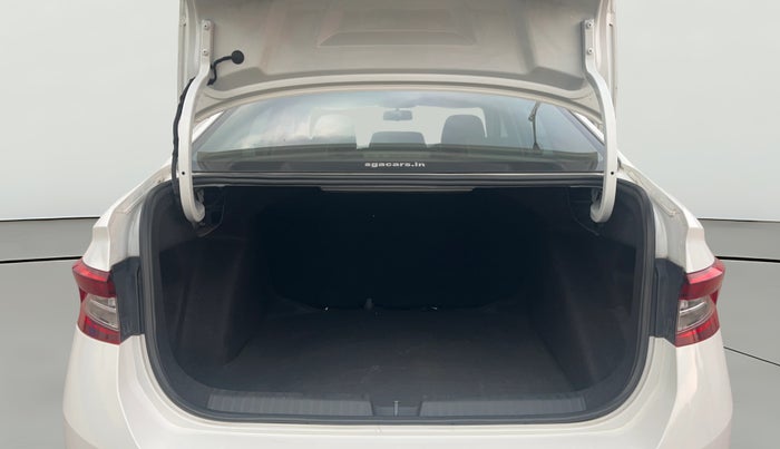 2022 Skoda SLAVIA ACTIVE 1.0L TSI MT, Petrol, Manual, 1,03,058 km, Boot Open Zoomed View