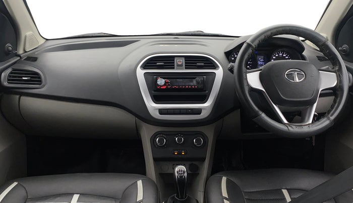 2017 Tata Tiago XM PETROL, Petrol, Manual, 1,04,640 km, Dashboard