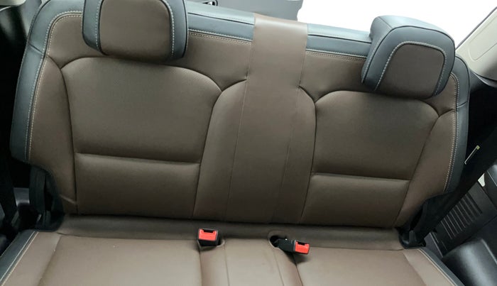 2022 Mahindra SCORPIO-N Z8 L PETROL AT 6 STR, Petrol, Automatic, 52,457 km, Third Seat Row ( optional )