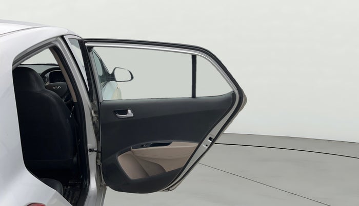 2017 Hyundai Grand i10 SPORTZ 1.2 KAPPA VTVT, Petrol, Manual, 36,339 km, RHS Rear Door