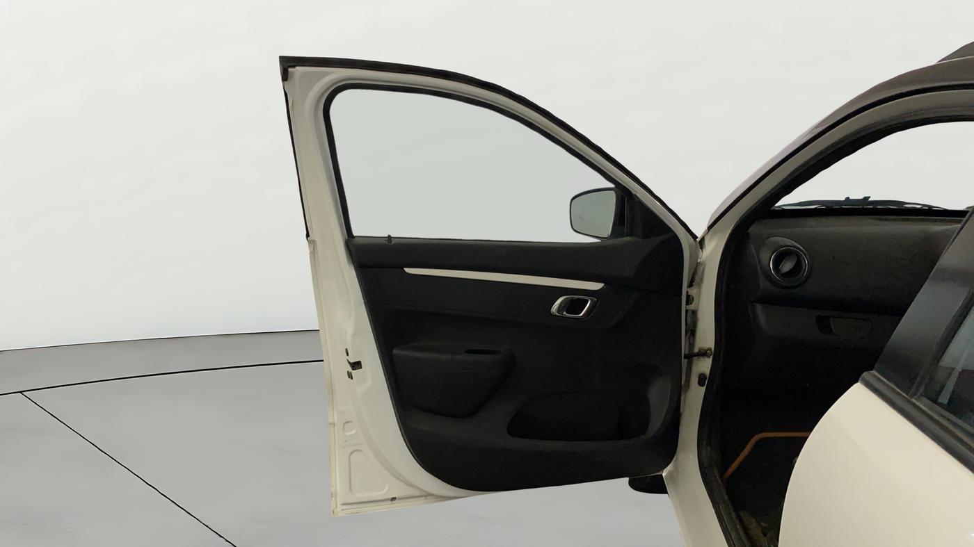 2022 Renault Kwid CLIMBER 1.0 AMT Dual Tone , Petrol, Automatic, 61,058 km, LHS Front Door