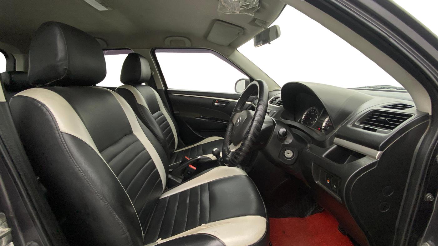 2017 Maruti Swift VXI, Petrol, Manual, 64,387 km, Right Side Front Door Cabin