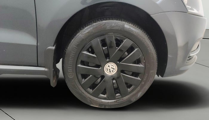 2018 Volkswagen Polo COMFORTLINE 1.0L MPI, Petrol, Manual, 46,386 km, Right Front Wheel