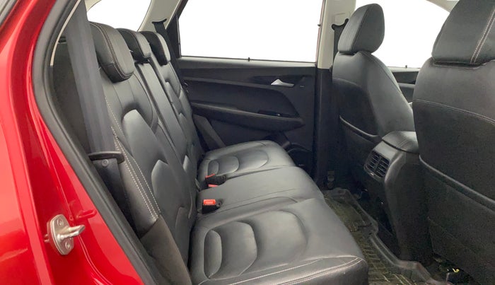 2020 MG HECTOR SHARP 2.0 DIESEL, Diesel, Manual, 44,004 km, Right Side Rear Door Cabin