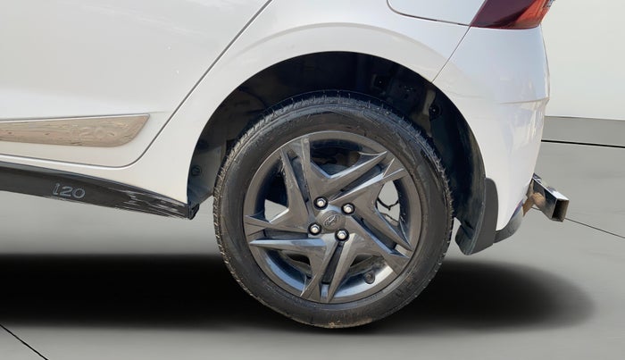 2023 Hyundai NEW I20 SPORTZ 1.2 MT, Petrol, Manual, 27,650 km, Left Rear Wheel