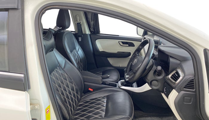 2023 Tata ALTROZ XZ CNG, CNG, Manual, 37,900 km, Right Side Front Door Cabin