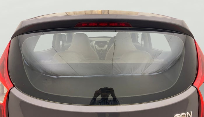 2017 Hyundai Eon MAGNA +, Petrol, Manual, 81,583 km, Rear Windshield