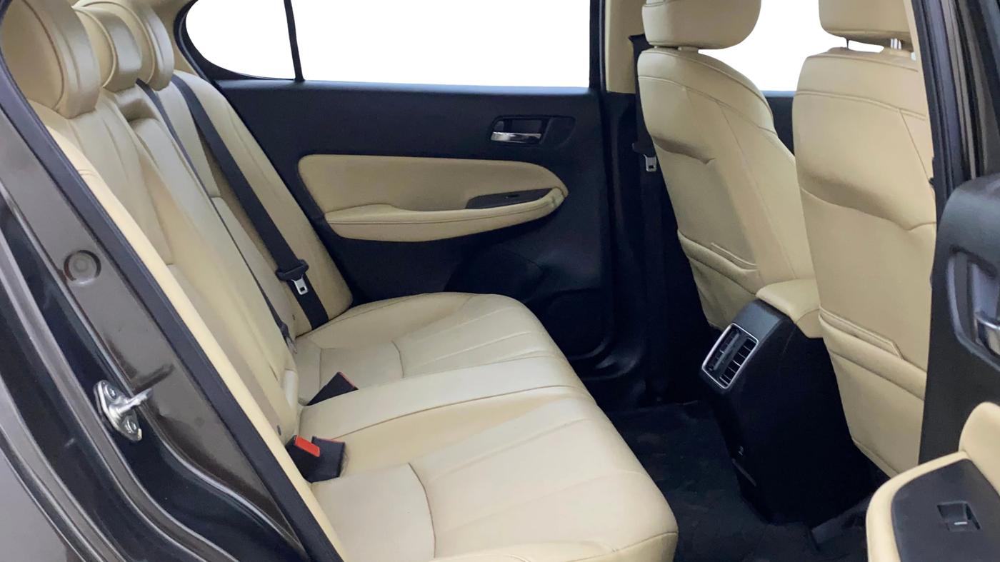 2020 Honda City 1.5L I-VTEC ZX CVT, Petrol, Automatic, 77,892 km, Right Side Rear Door Cabin