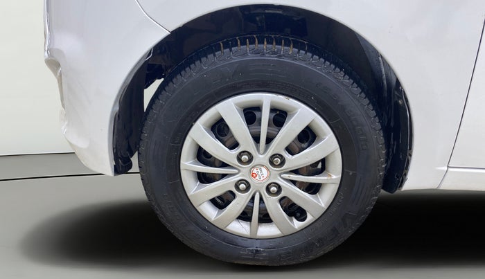 2013 Hyundai i10 SPORTZ 1.1, Petrol, Manual, 88,696 km, Left Front Wheel