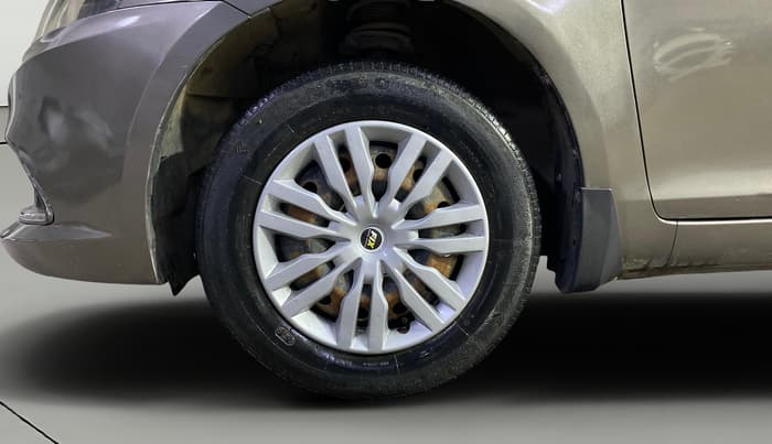 2015 Maruti Swift Dzire VXI, Petrol, Manual, 53,852 km, Left Front Wheel
