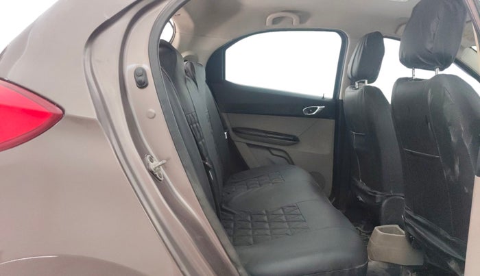 2018 Tata Tiago XZ PETROL, Petrol, Manual, 1,02,630 km, Right Side Rear Door Cabin