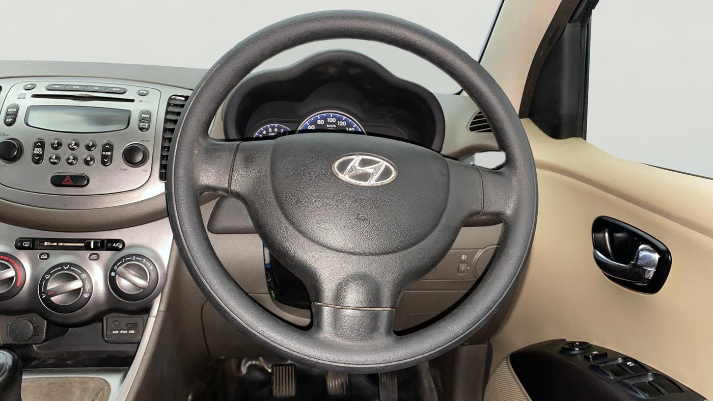 2013 Hyundai i10 SPORTZ 1.2, Petrol, Manual, 70,004 km, Steering Wheel Close Up