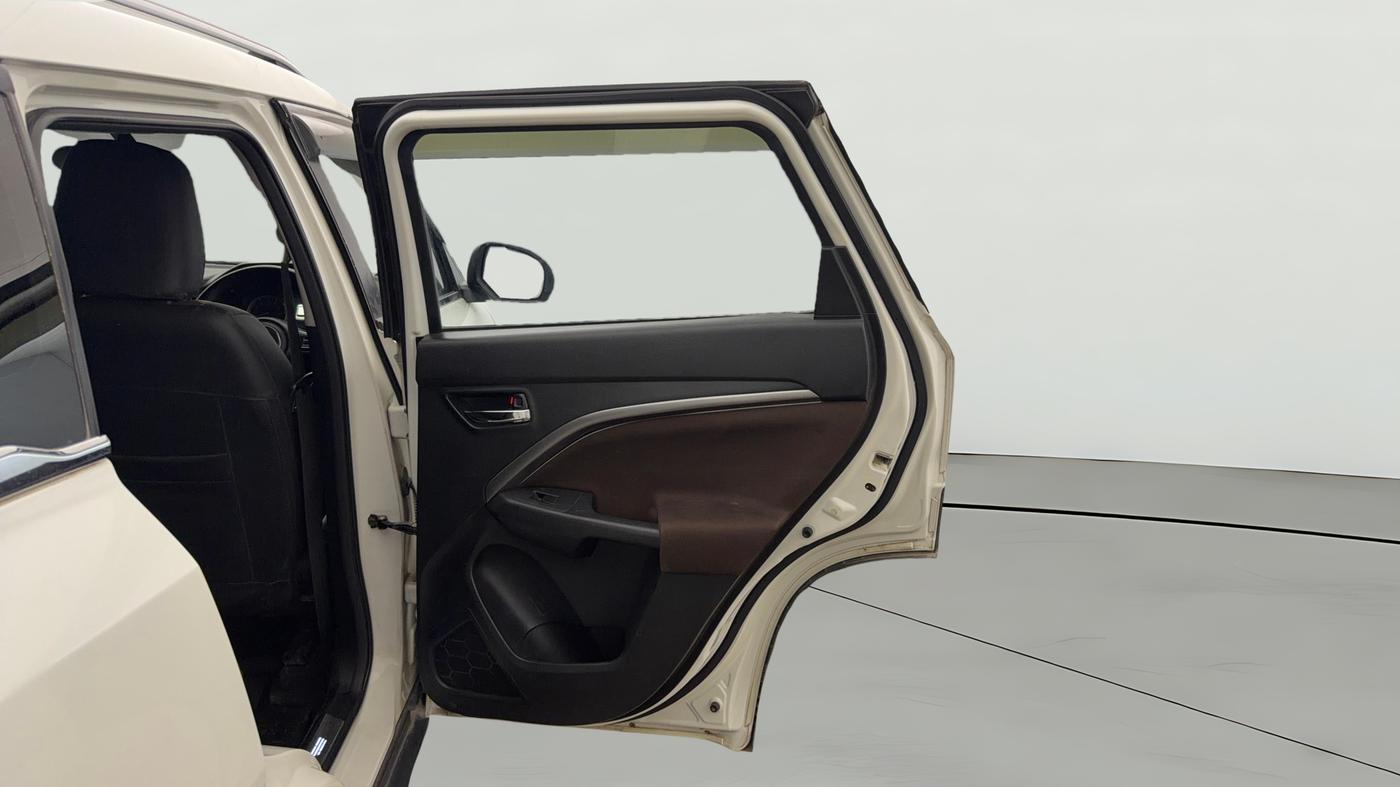 2022 Maruti BREZZA ZXI AT SMART HYBRID, Petrol, Automatic, 46,147 km, RHS Rear Door