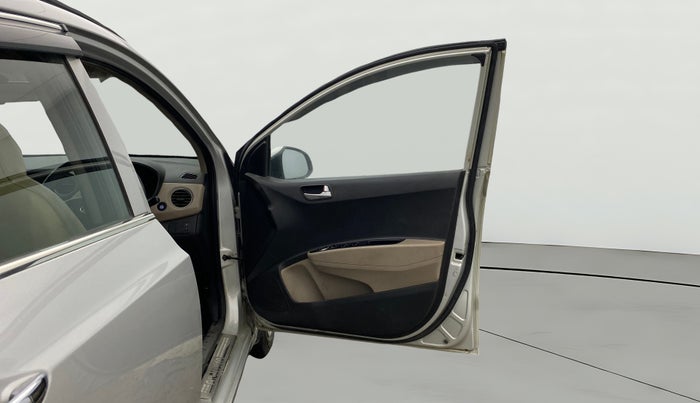 2014 Hyundai Grand i10 SPORTZ 1.2 KAPPA VTVT, Petrol, Manual, 58,729 km, RHS Front Door