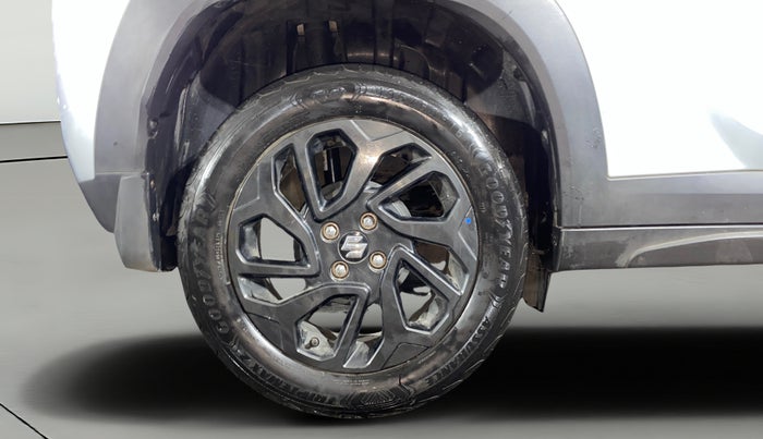 2023 Maruti FRONX DELTA PLUS 1.2MT, Petrol, Manual, 16,746 km, Right Rear Wheel