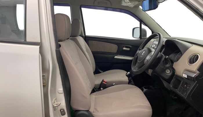 2015 Maruti Wagon R 1.0 VXI, Petrol, Manual, 47,824 km, Right Side Front Door Cabin