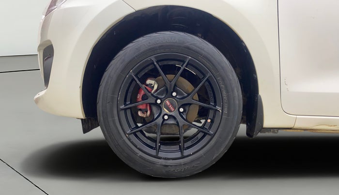 2022 Maruti Swift VXI AMT, Petrol, Automatic, 65,032 km, Left Front Wheel