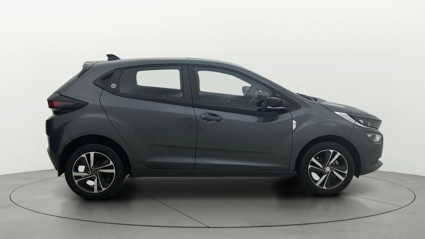 2023 Tata ALTROZ XZA + SUNROOF, Petrol, Automatic, 32,423 km, Right Side View