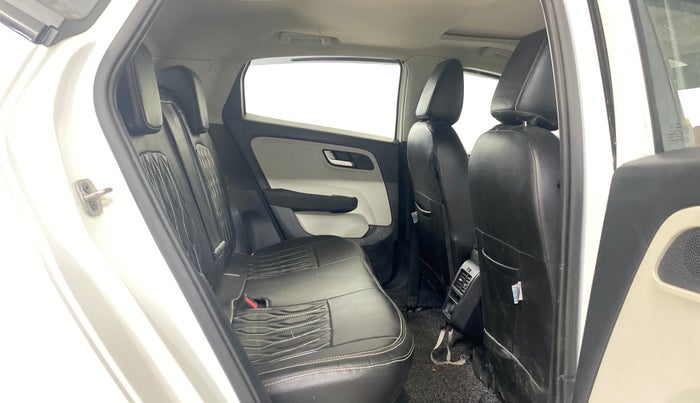 2025 Tata ALTROZ XZ Plus (S) Lux CNG , CNG, Manual, 2,833 km, Right Side Rear Door Cabin