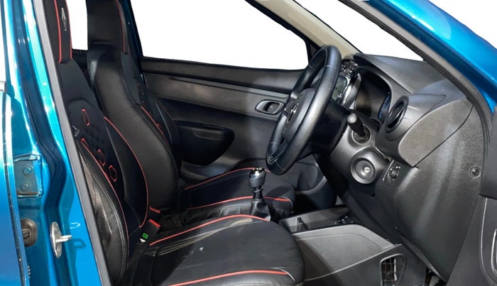 2022 Renault Kwid RXT 1.0, Petrol, Manual, 14,894 km, Right Side Front Door Cabin