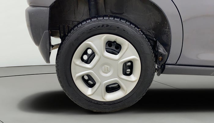 2019 Maruti S PRESSO VXI, Petrol, Manual, 1,10,545 km, Right Rear Wheel