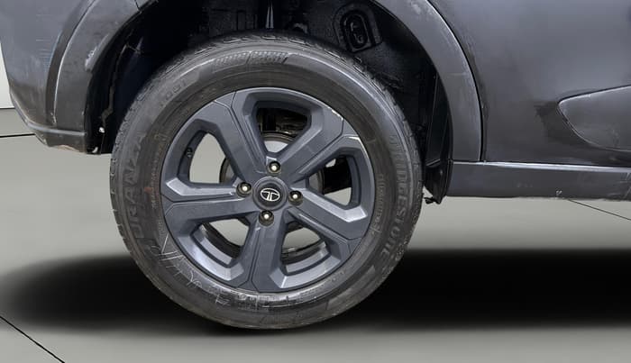2022 Tata NEXON XZ PLUS (PREMIUM) DIESEL DARK EDITION, Diesel, Manual, 68,579 km, Right Rear Wheel