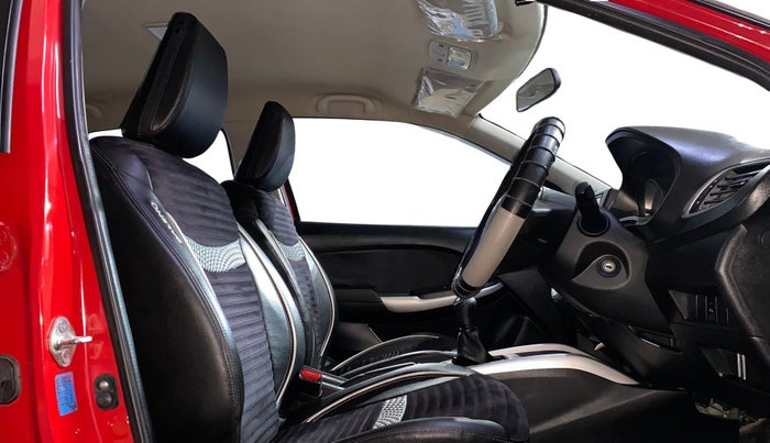 2016 Maruti Baleno DELTA PETROL 1.2, Petrol, Manual, 47,594 km, Right Side Front Door Cabin