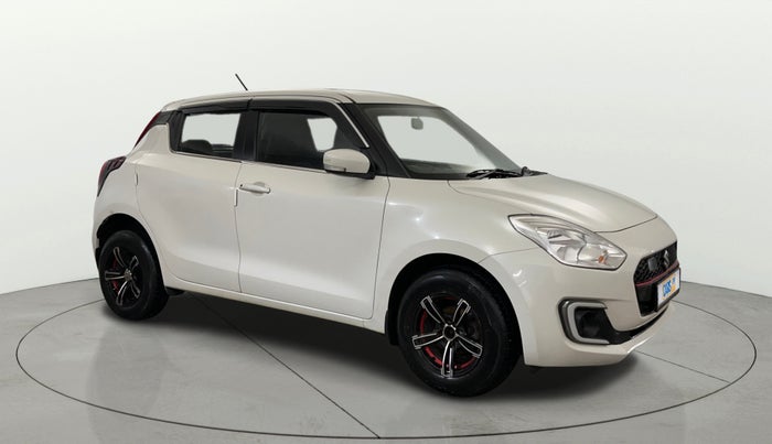 2021 Maruti Swift VXI AMT, Petrol, Automatic, 34,381 km, Right Front Diagonal