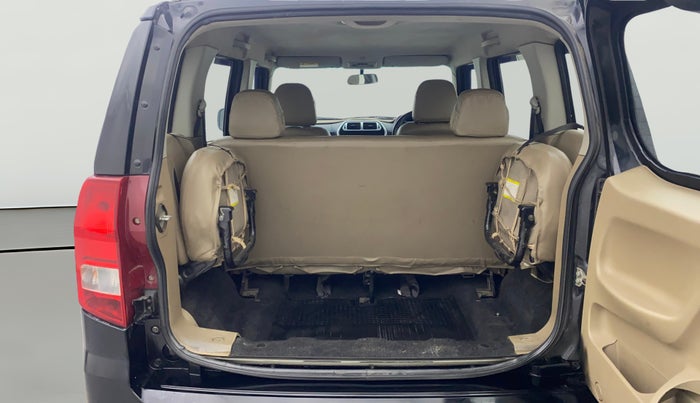 2016 Mahindra TUV300 T8, Diesel, Manual, 82,126 km, Boot Open Zoomed View