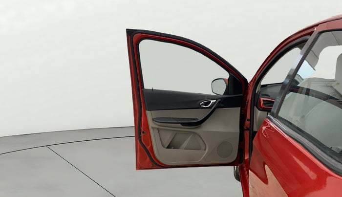 2017 Tata Tiago XZ PETROL, Petrol, Manual, 33,515 km, LHS Front Door