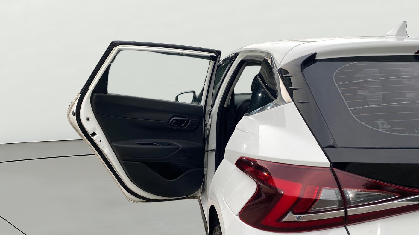 2021 Hyundai NEW I20 SPORTZ 1.2 AT, Petrol, Automatic, 41,775 km, LHS Rear Door