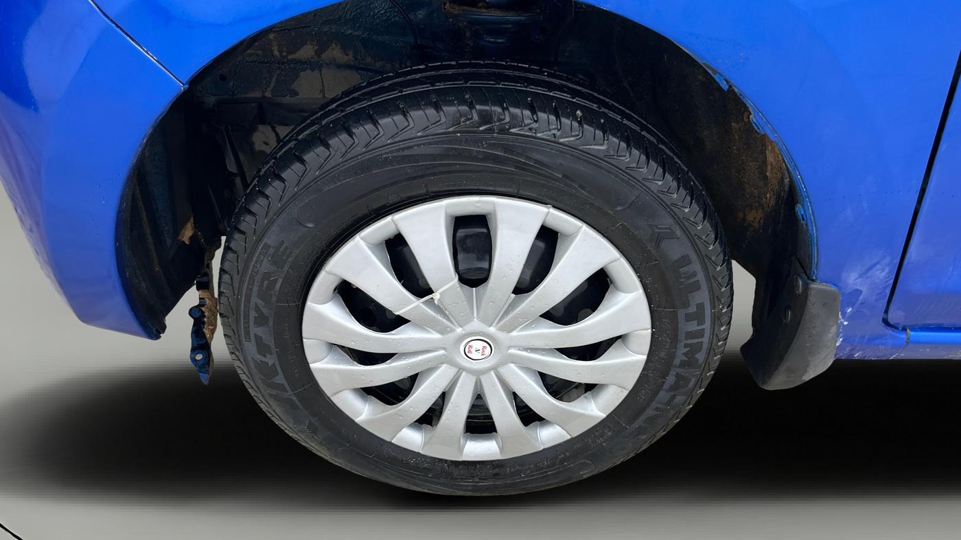 2022 Maruti Alto K10 VXI, Petrol, Manual, 43,986 km, Left Front Wheel