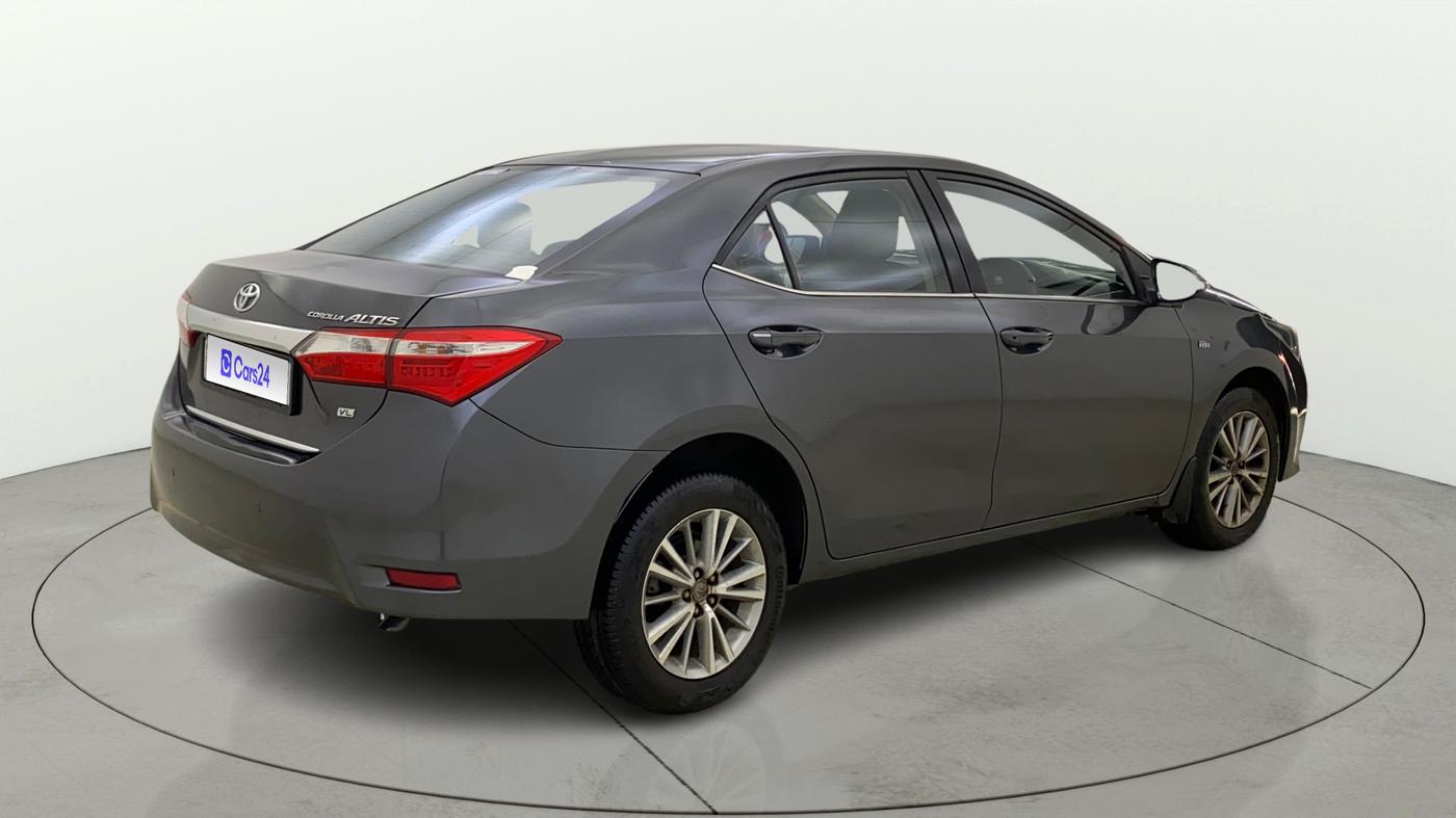 2014 Toyota Corolla Altis VL CVT PETROL, Petrol, Automatic, 1,32,528 km, Right Back Diagonal