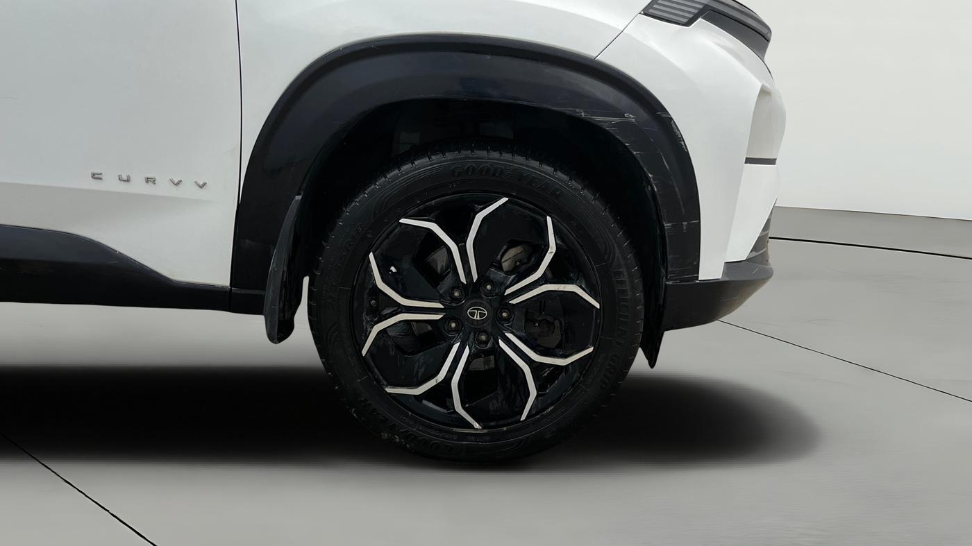 2024 Tata Curvv Accomplished S 1.2 Petrol 6MT, Petrol, Manual, 28,402 km, Right Front Wheel