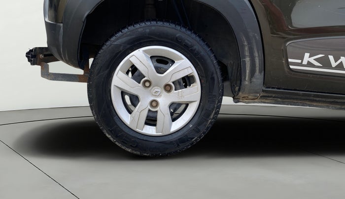 2018 Renault Kwid RXT 1.0 (O), Petrol, Manual, 29,355 km, Right Rear Wheel