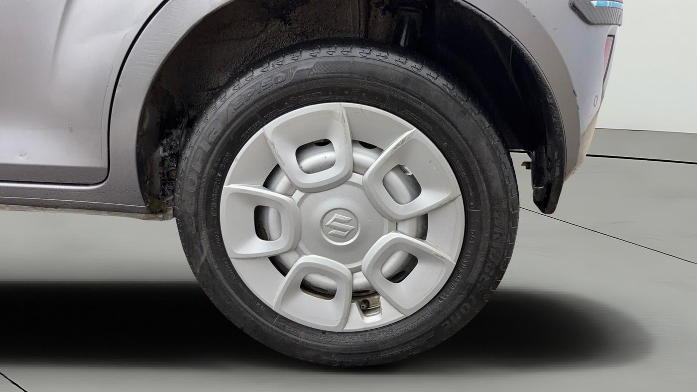 2023 Maruti IGNIS SIGMA 1.2, Petrol, Manual, 26,752 km, Left Rear Wheel