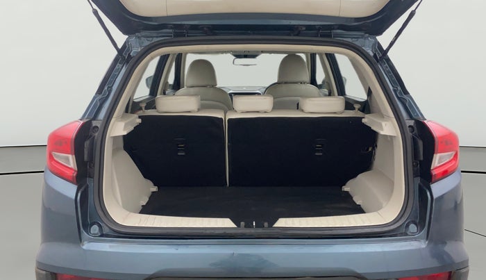 2021 Mahindra XUV300 W8 (O) 1.5 DIESEL, Diesel, Manual, 32,332 km, Boot Open Zoomed View