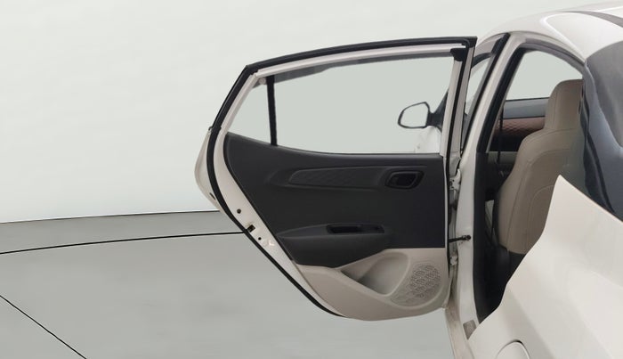 2022 Hyundai AURA S 1.2 CNG, CNG, Manual, 32,964 km, LHS Rear Door