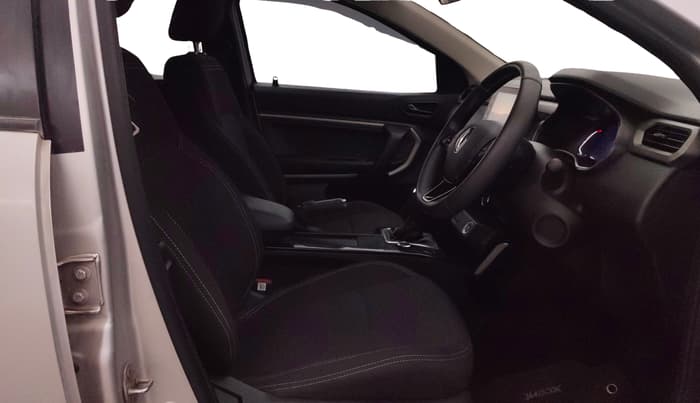 2021 Renault Kiger RXZ AMT, Petrol, Automatic, 26,027 km, Right Side Front Door Cabin