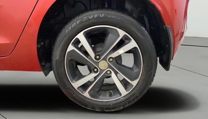 2021 Tata ALTROZ XZ PETROL, Petrol, Manual, 8,394 km, Left Rear Wheel