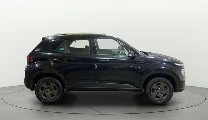 2023 Hyundai VENUE S(O) 1.2, Petrol, Manual, 17,272 km, Right Side View