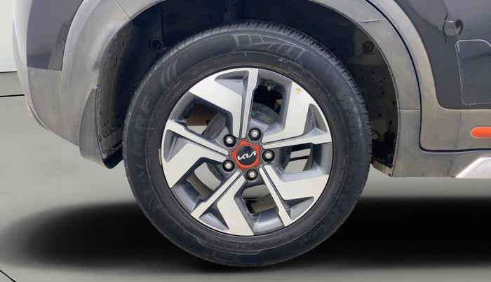 2021 KIA SONET HTX ANNIVERSARY EDITION 1.5 AT, Diesel, Automatic, 55,456 km, Right Rear Wheel