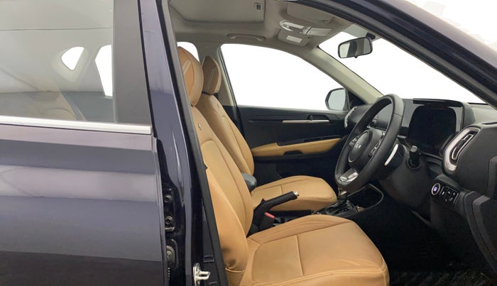 2025 KIA SONET 	 HTX 1.0 TURBO DCT, Petrol, Automatic, 6,189 km, Right Side Front Door Cabin