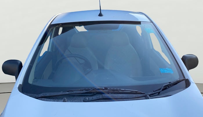 2017 Hyundai Eon MAGNA +, Petrol, Manual, 73,434 km, Front Windshield