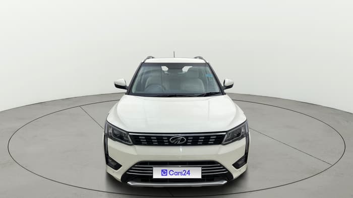 2021 Mahindra XUV300 W8 (O) 1.2 PETROL AMT, Petrol, Automatic, 26,444 km, Front