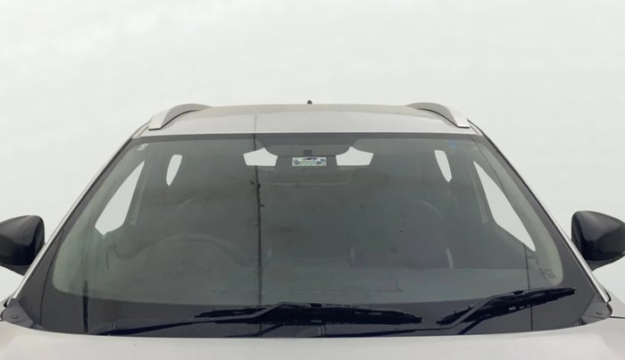 2021 Renault Kiger RXE MT, Petrol, Manual, 31,387 km, Front Windshield