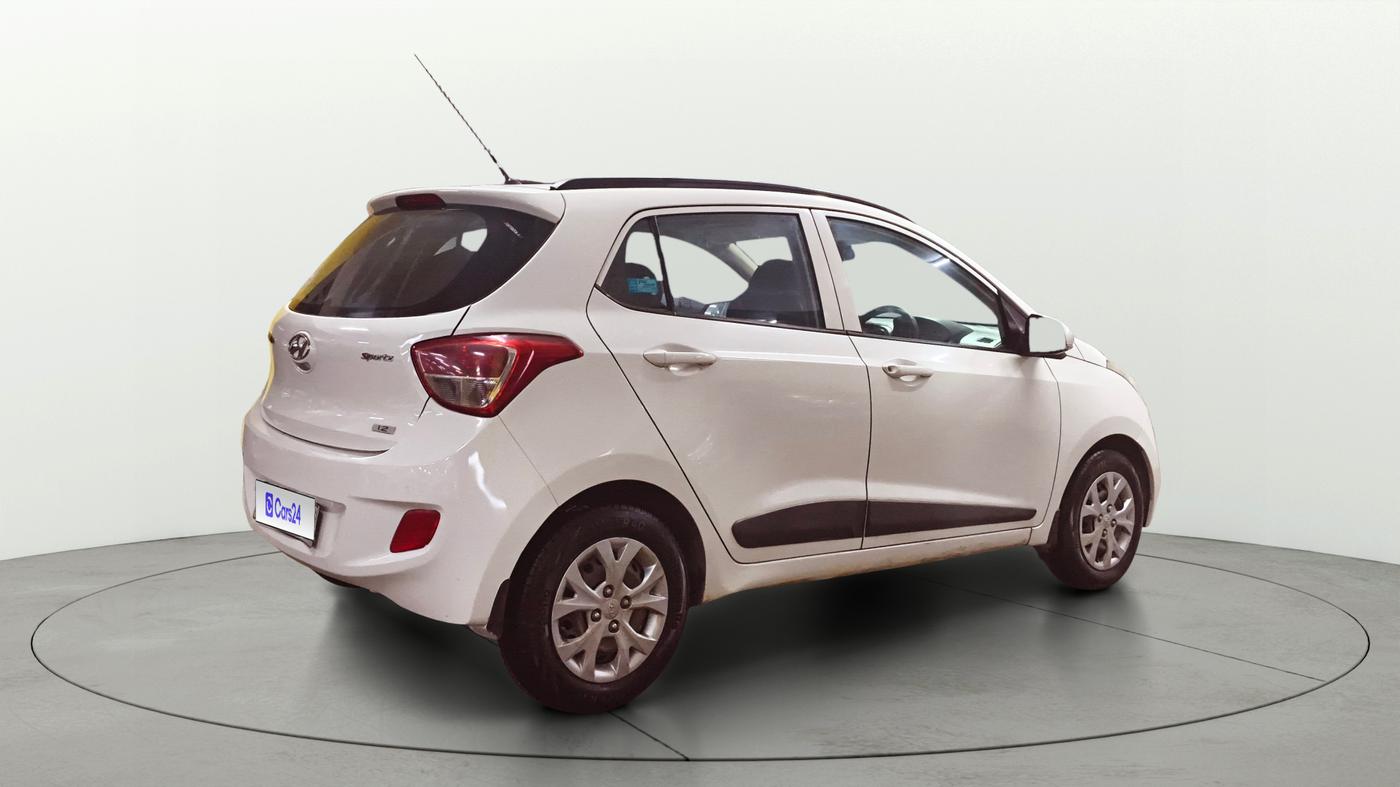 2015 Hyundai Grand i10 SPORTZ 1.2 KAPPA VTVT, Petrol, Manual, 27,417 km, Right Back Diagonal