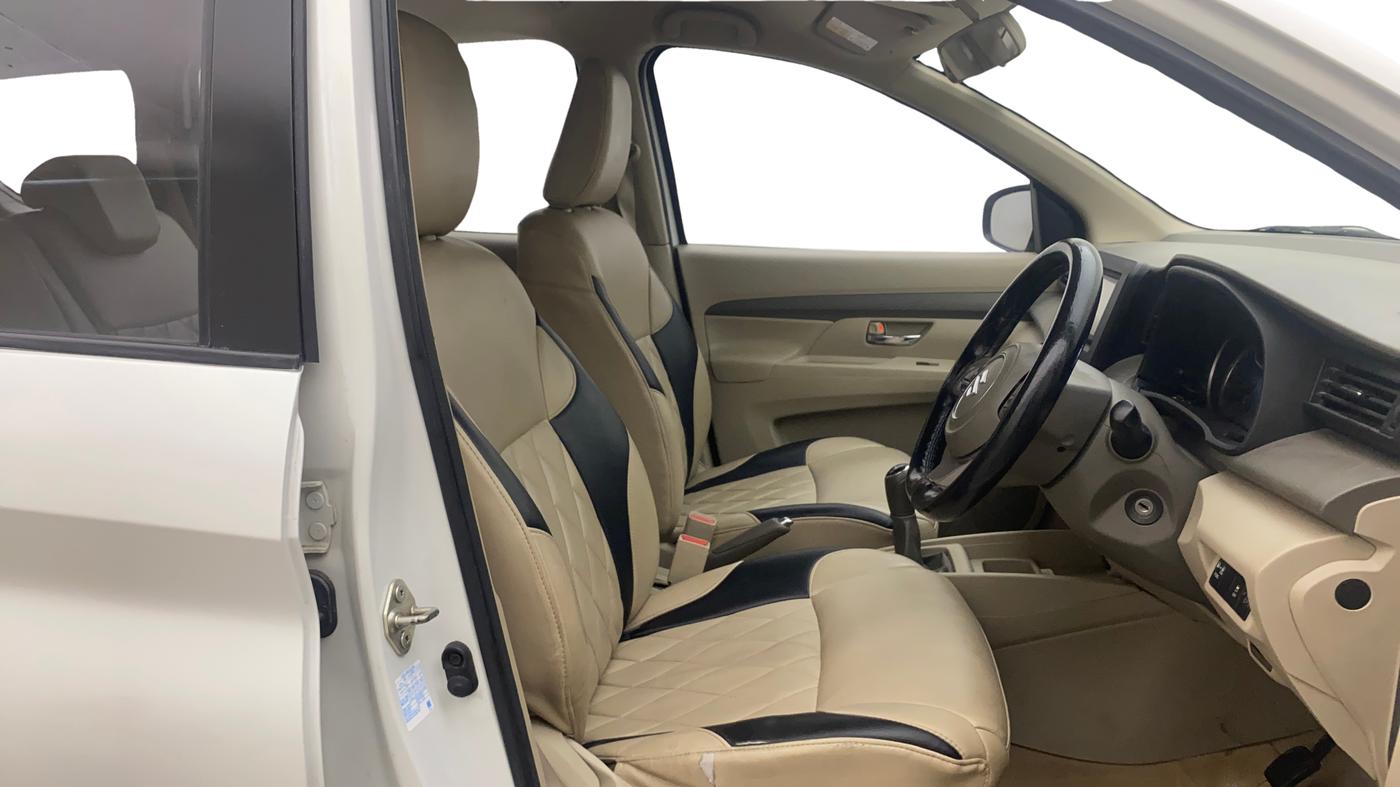 2023 Maruti Ertiga   VXI (O) CNG, CNG, Manual, 69,870 km, Right Side Front Door Cabin